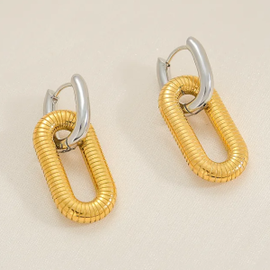 earring